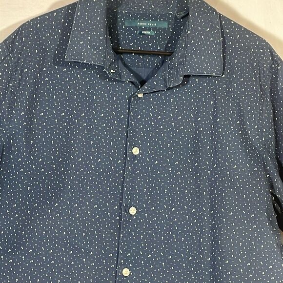 Perry Ellis short sleeve button down - Picture 3 of 9